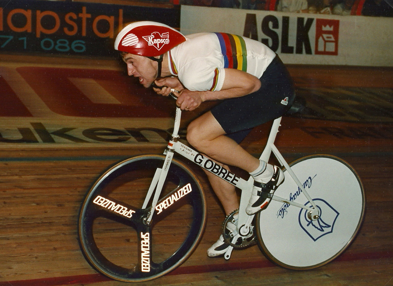 Graeme Obree in action 002