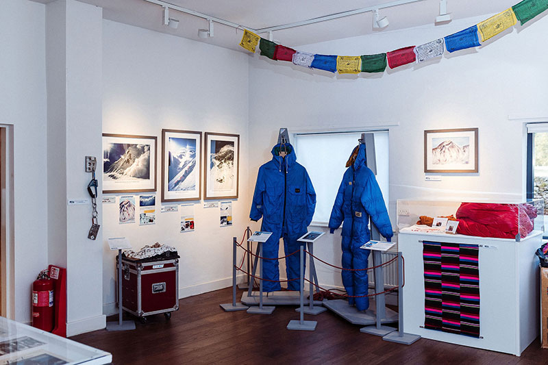 The wind suit that Doug Scott wore on Everest in 1975 left on display at the ETHW 50th anniversary exhibition credit Mark Battista Photography 002