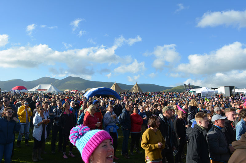 keswick crowd 1